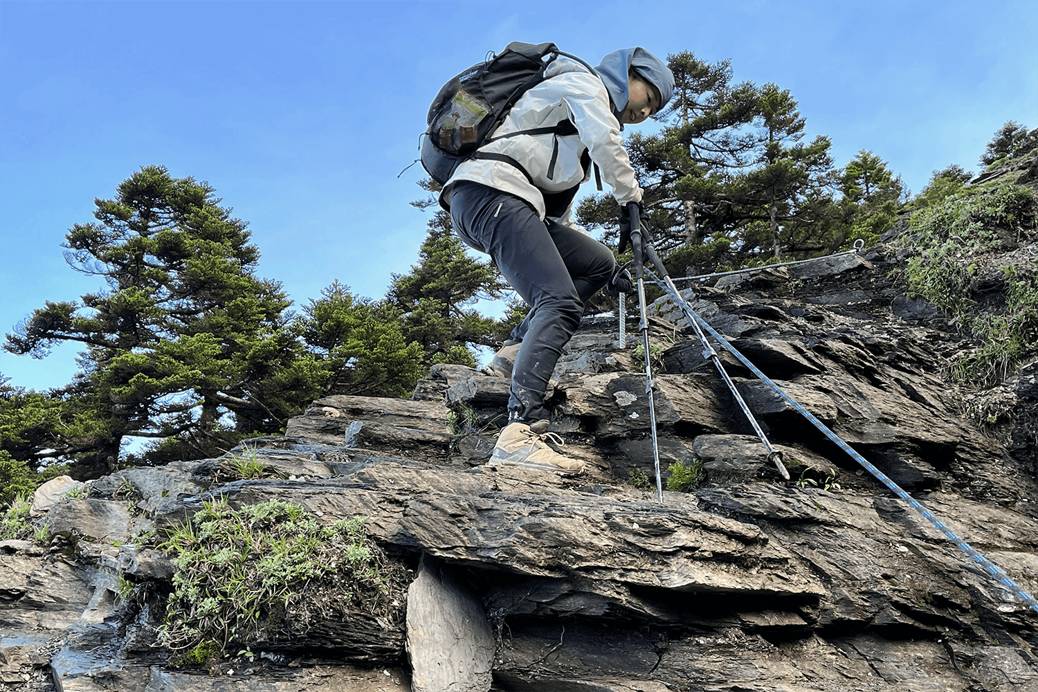 stone road of Mount Qilai