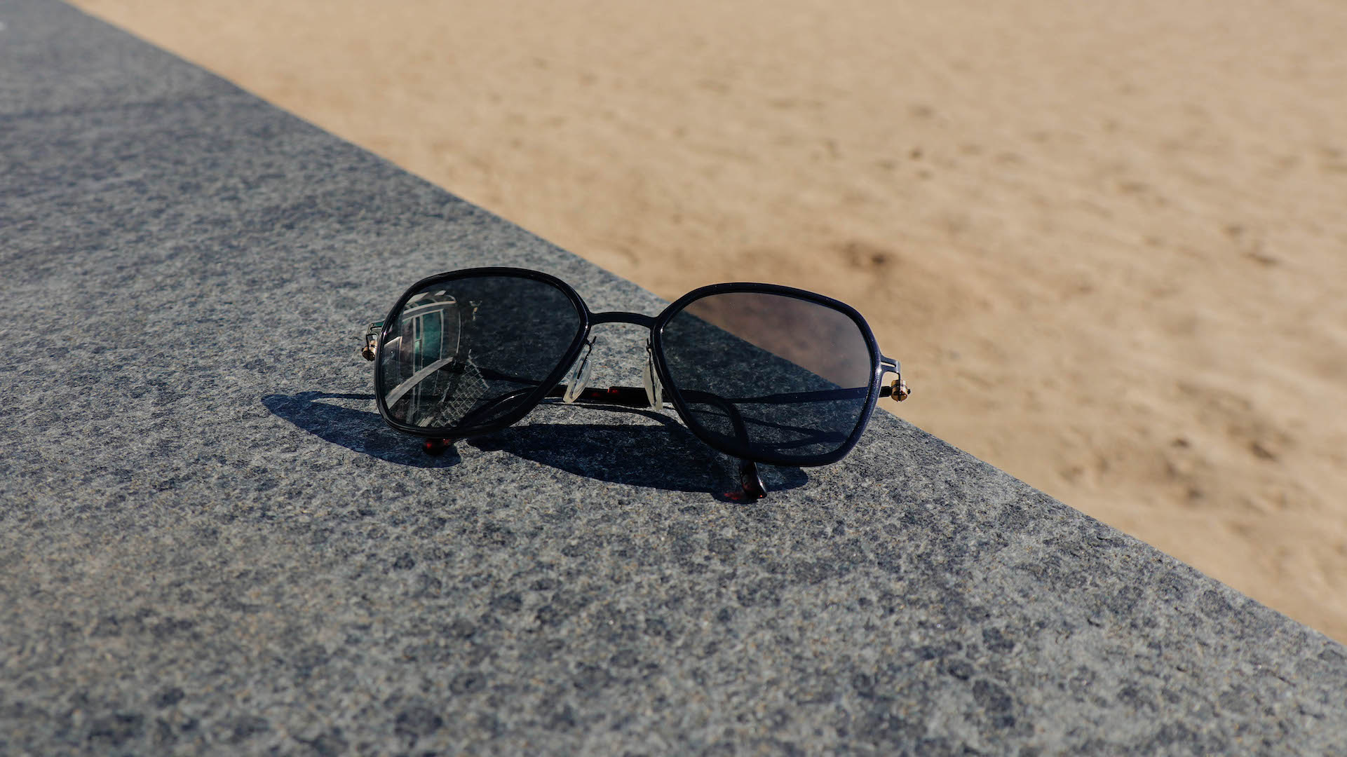 旅遊太陽眼鏡推薦：偏光太陽眼鏡適合高緯度靠海城市配戴